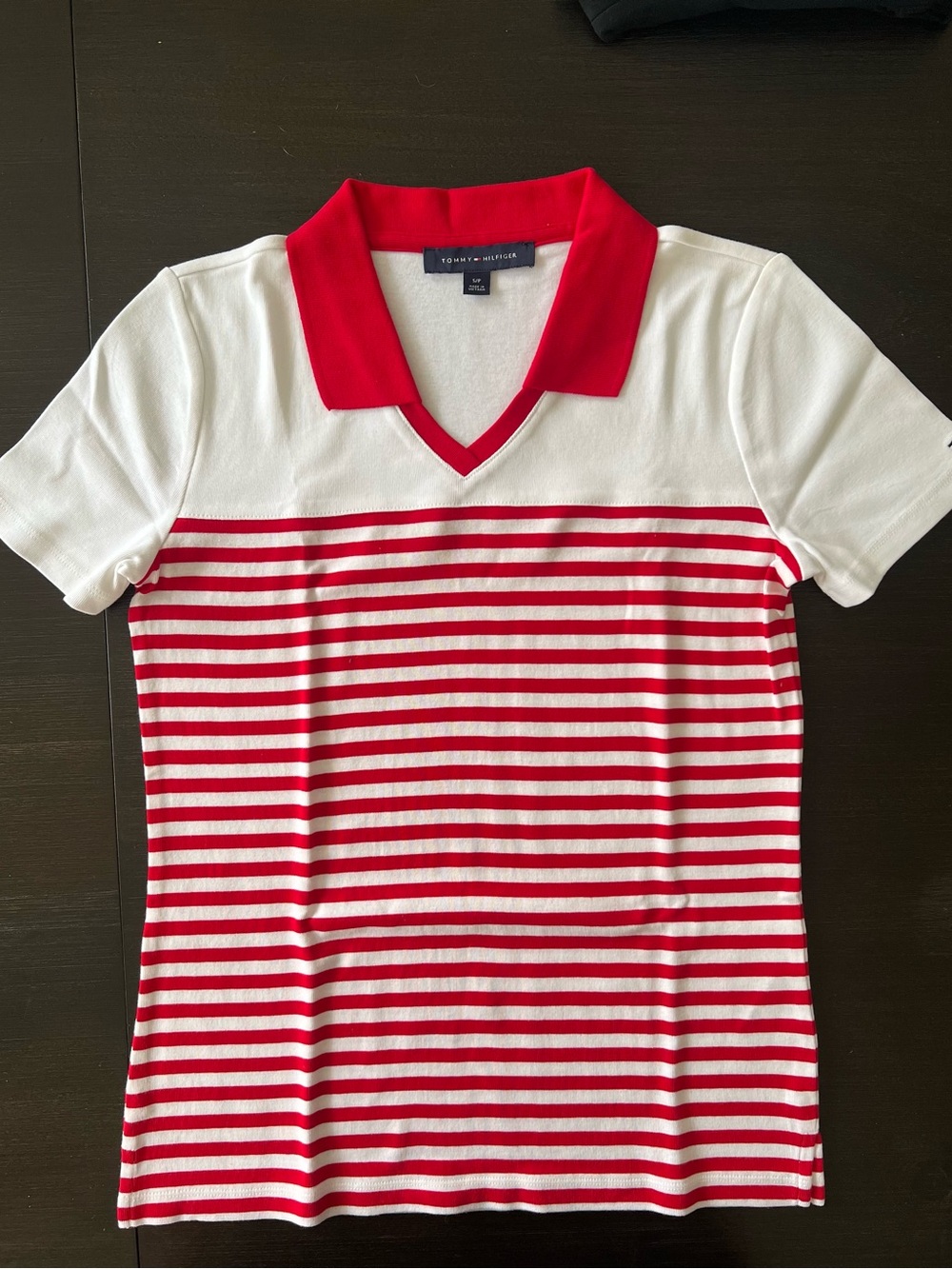 Tommy Hilfiger Women’s White V-Neck Top with Red Collar and Stripe Accents